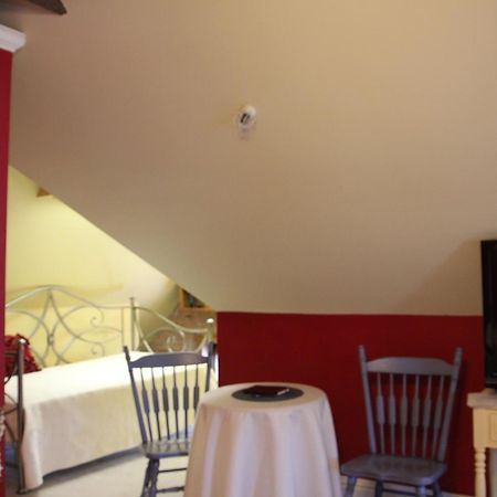 Hines Mansion Bed & Breakfast โพรโว ภายนอก รูปภาพ