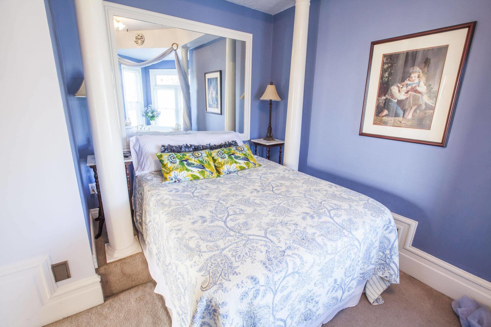 Hines Mansion Bed & Breakfast โพรโว ภายนอก รูปภาพ